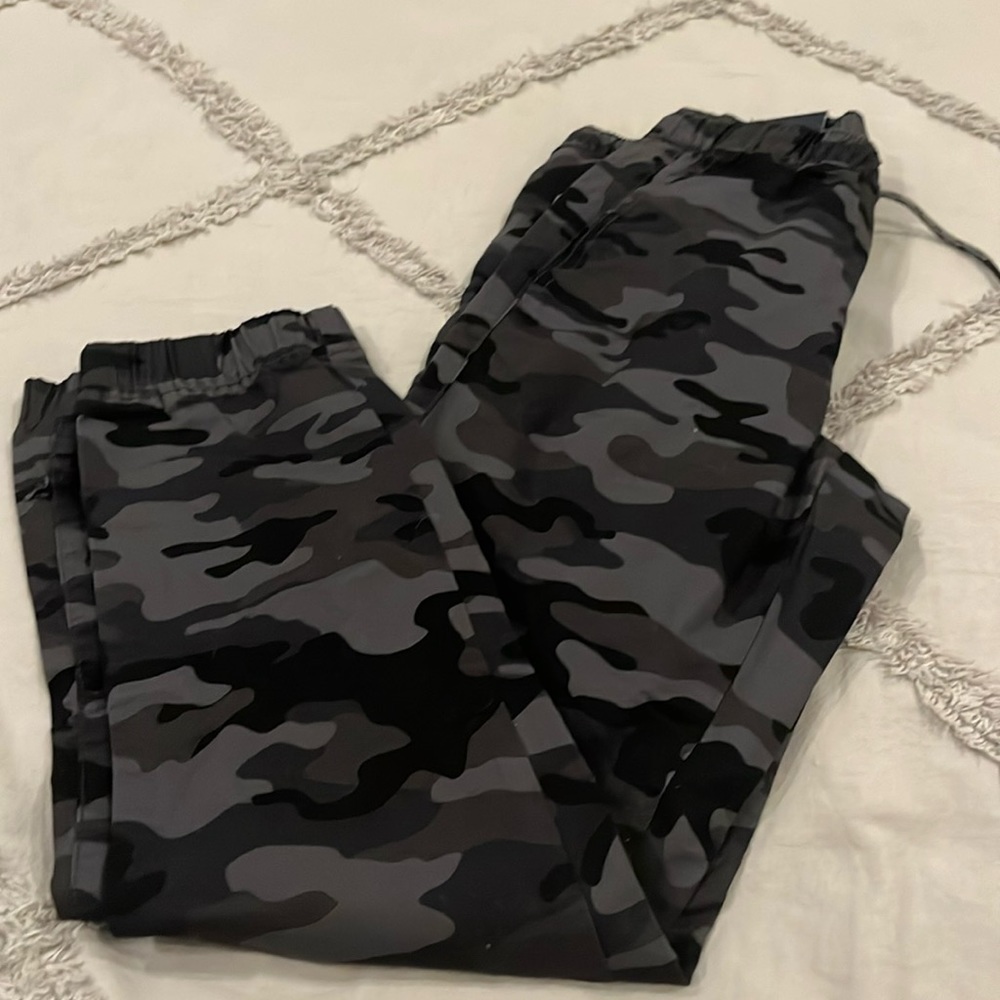 Gap kids camo pants NWT